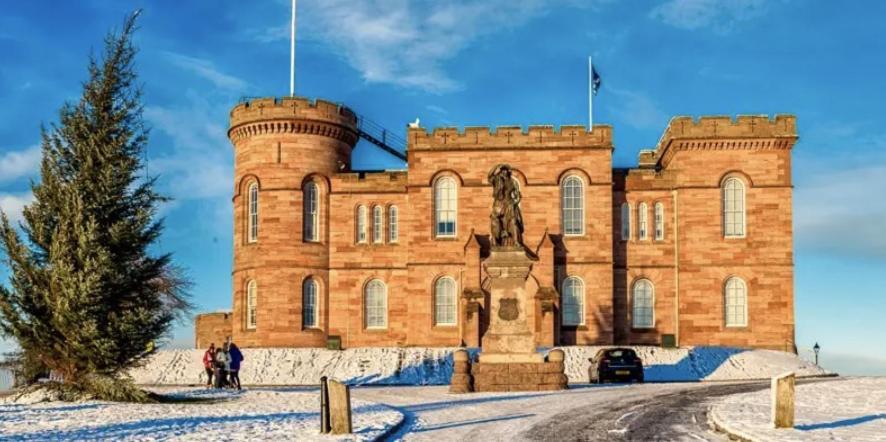 The Castle Front Nest Vila Inverness Exterior foto
